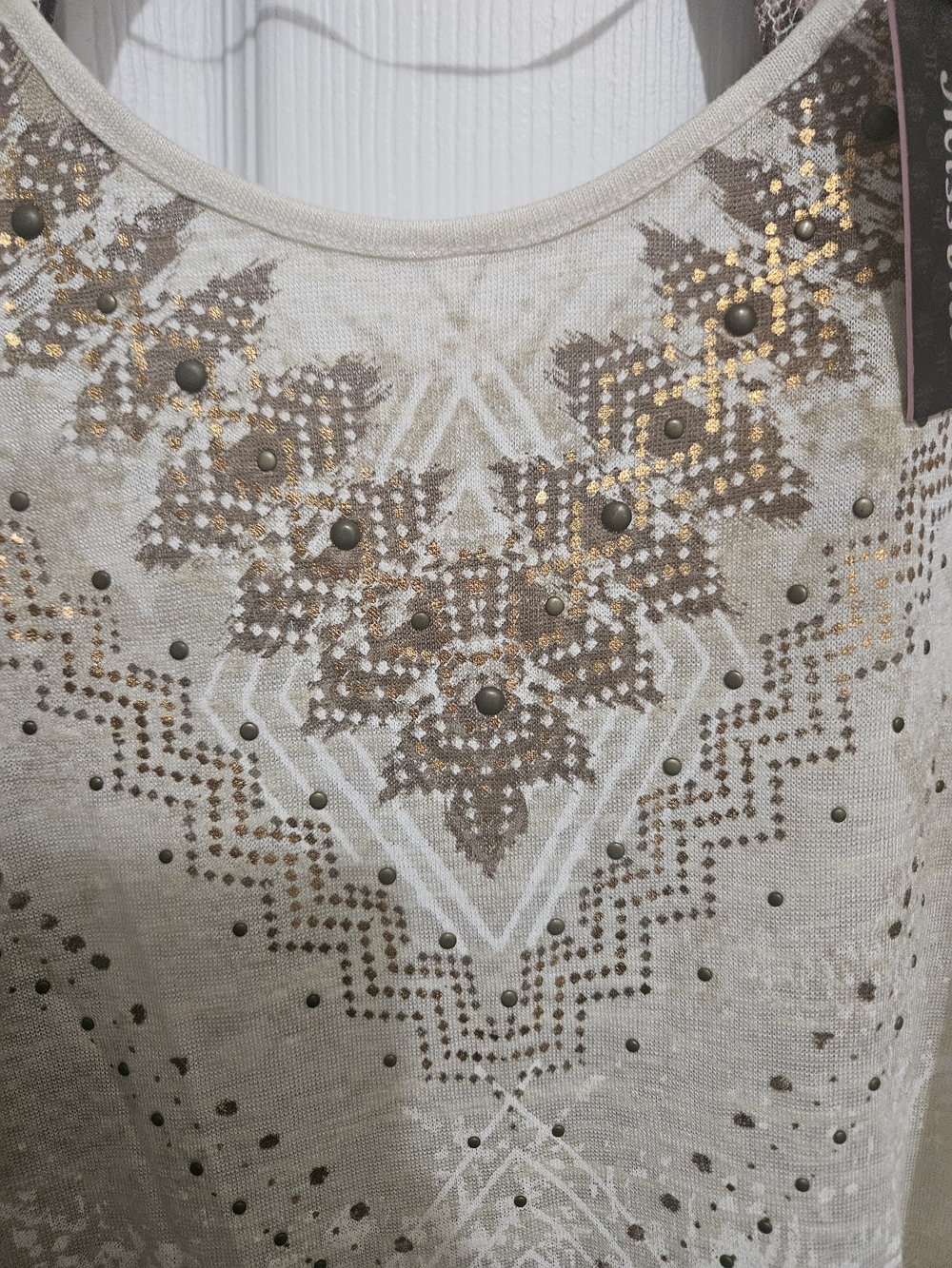 Miss Me Cream Front Tee with Rust and Black Patterned Raglan Sleeves - Picture 3 of 5